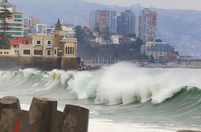 Marejadas anormales: Senapred mantiene alerta  temprana preventiva