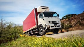 Chevrolet renueva su línea de camiones Euro VI en Chile con mayor potencia, eficiencia y tecnología