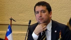 Republicanos en alerta: vinculación a Araya en trama bielorrusa activa control de daños