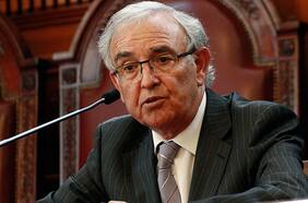 Milton Juica, expresidente de la Corte Suprema: “Los parlamentarios no tienen mucha idoneidad ni la moral como para censurar a los jueces”