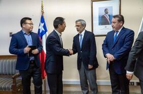 Tras visitar Rucalhue con embajador chino: Cordero llama a inversionistas a la tranquilidad y confirma querella por Ley Antiterrorista