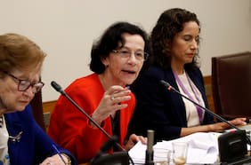 Rosanna Costa destaca el giro favorable de la inflación en el Ipom de diciembre y analiza el precio del cobre