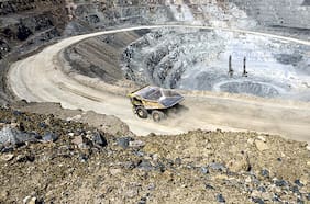 Tras una ajustada votación supervisores de mina Escondida aprueban oferta de la empresa y se evita huelga