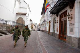 La polémica por la declaración de “conflicto armado interno” en Ecuador y el rol de los militares en el combate a las bandas criminales