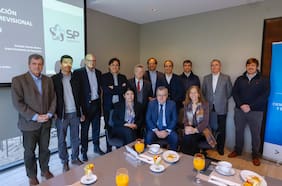 Grupo de expertos se reúne con el superintendente de Pensiones para analizar la implementación de la reforma previsional