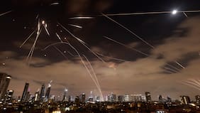 Israel firma un contrato multimillonario para ampliar el sistema antiaéreo ‘Cúpula de Hierro’