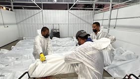 Médicos de Gaza dicen que los cuerpos de palestinos devueltos por Israel muestran signos de tortura y ejecución