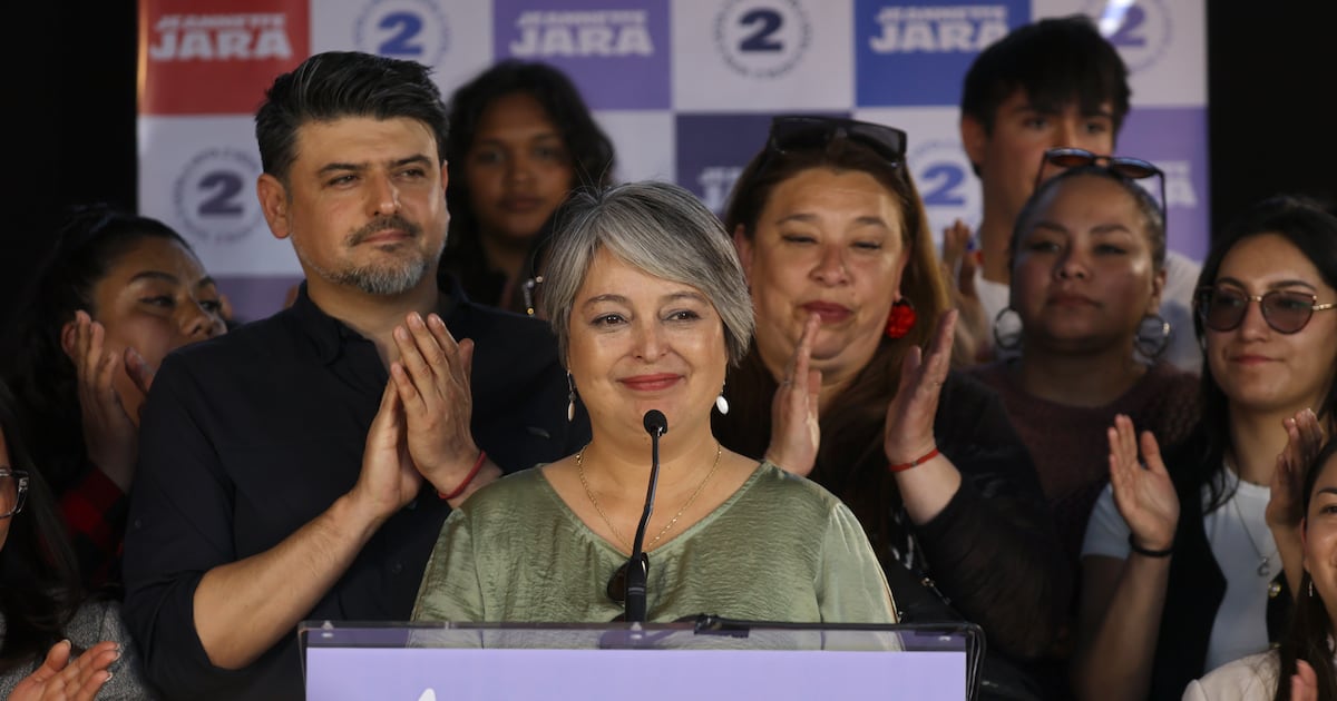 Acompañada por alcalde de Estación Central: Jara presenta plan de salud dental con medidas para víctimas de violencia de género