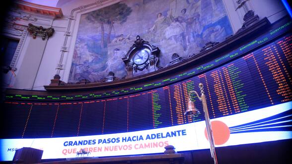 Fondos institucionales extranjeros suman más de US$1.758 millones en acciones chilenas y lideran SQM, Latam y BCI