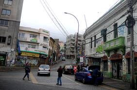Hasta que la ilegalidad se haga costumbre: ¿Qué piensan los que rayan Valparaíso?