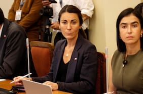 Tras extensa jornada en comisiones de Educación, ministra Arzola deberá volver para responder dudas de parlamentarios