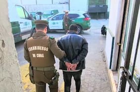 Carabineros detiene a tres jóvenes por presunto robo con intimidación en barrio Bellavista