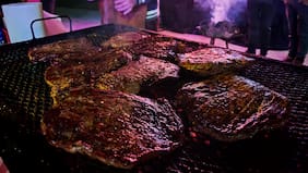 Especialista advierte las dolorosas consecuencias de pasar mucho tiempo frente a la parrilla