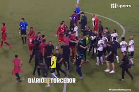 Con Luciano Arriagada en cancha: batalla campal se toma partido en el fútbol brasileño
