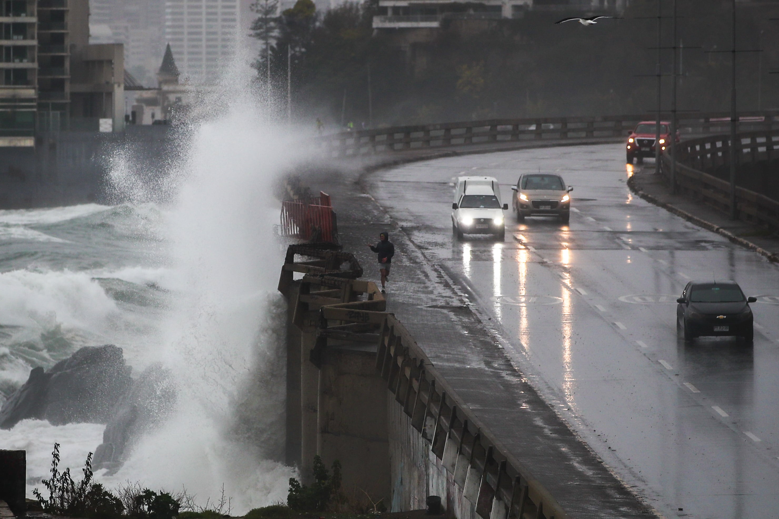 Coquimbo, Valparaíso y Biobío: las regiones que concentran los daños del temporal y el riesgo de las próximas horas