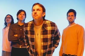 Kings of Leon adelantan su nuevo disco con My Whole World