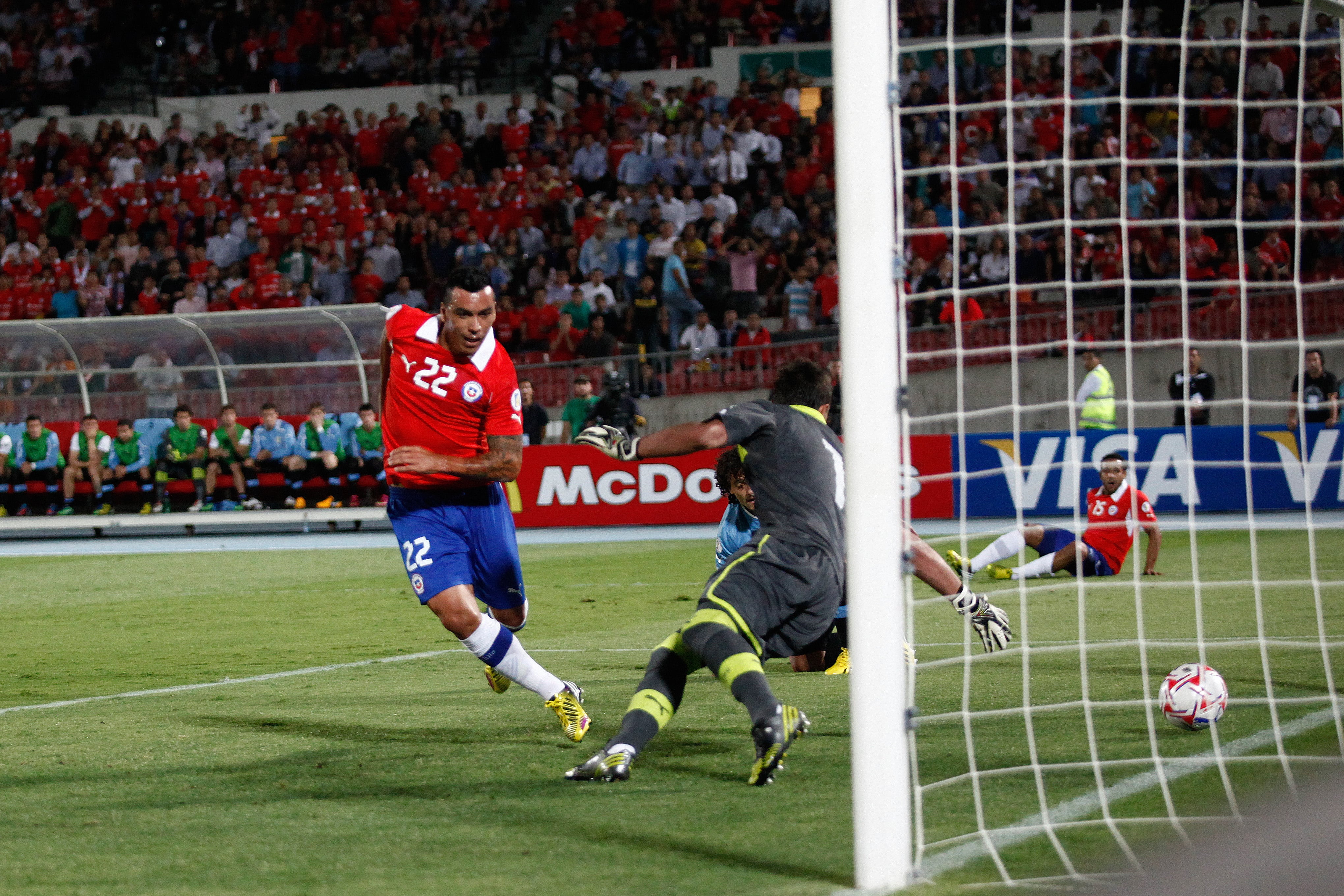 El ácido dardo de Esteban Paredes: "El jugador sudamericano es tácticamente inferior al europeo; nos pasan por arriba"