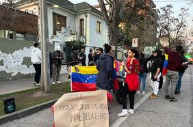 Servicio Nacional de Migraciones informa que comunidad venezolana podrá salir del país con documentos vencidos