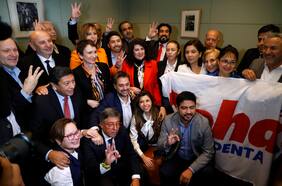 Tohá pide refuerzo en la campaña a los parlamentarios del Socialismo Democrático