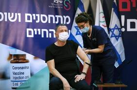 Ministro de Salud israelí: “Me alegró ver que, al igual que Israel, Chile tenga un éxito impresionante en la campaña de vacunación”