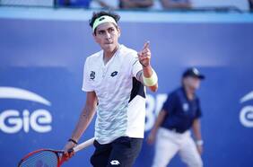 Alejandro Tabilo sigue inspirado y avanza a la segunda ronda del ATP de Auckland