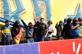 El duro informe arbitral tras la invasión a la cancha de los barristas de Everton en el duelo contra la UC