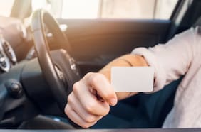 Alertan a la comunidad de Puerto Montt tras estafa que ofrece renovar o conseguir la licencia de conducir