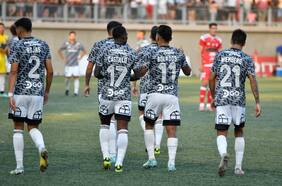 Conoce la nueva camiseta de Colo Colo para la temporada 2023