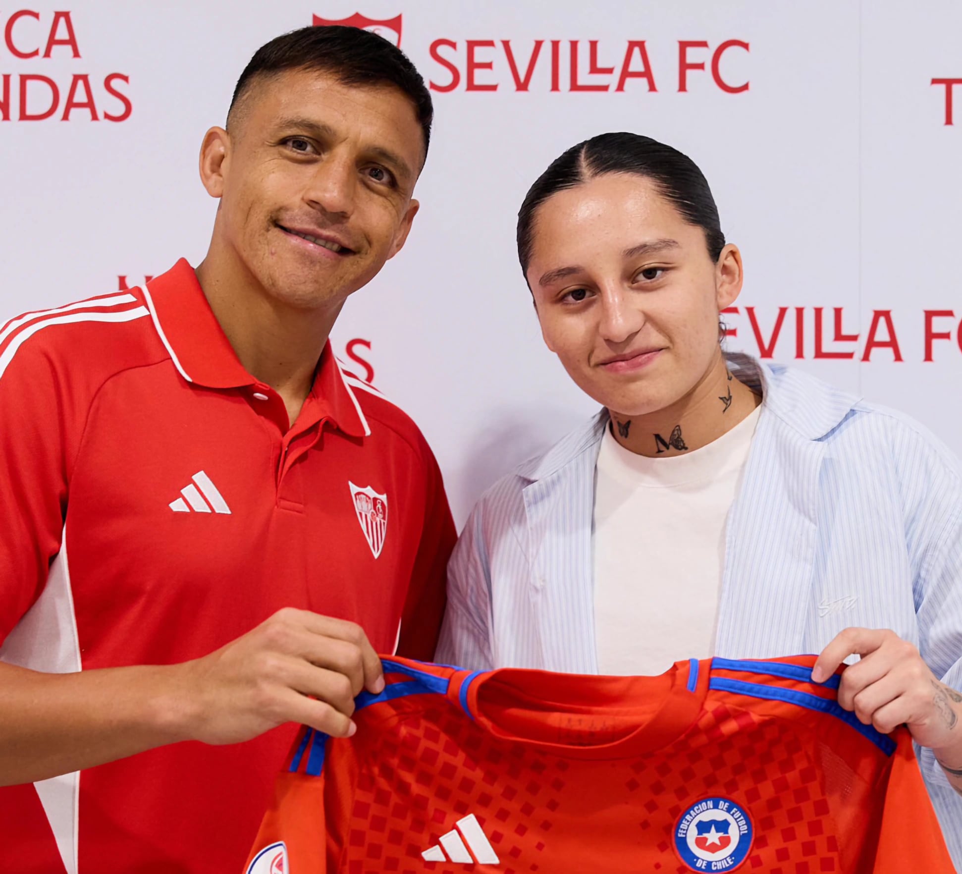Pasando por Zamorano, Alexis y el equipo femenino: el idilio del Sevilla con Chile que se estira tras el fichaje de una promesa