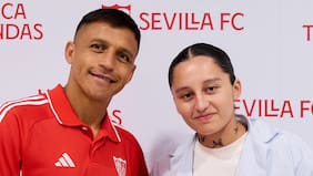 Pasando por Zamorano, Alexis y el equipo femenino: el idilio del Sevilla con Chile que se estira tras el fichaje de una promesa