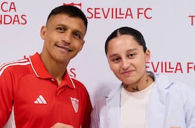Pasando por Zamorano, Alexis y el equipo femenino: el idilio del Sevilla con Chile que se estira tras el fichaje de una promesa