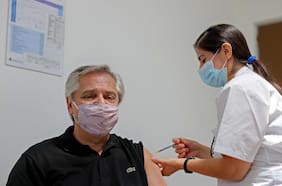 “Ni glaciares ni coimas”: la compleja negociación de Argentina con Pfizer por la vacuna contra el Covid-19