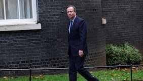 Expremier británico David Cameron revela que padece cáncer de próstata y que ya recibió tratamiento