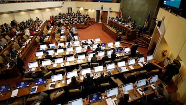 La resistencia que se activó en el Congreso por el proyecto que habilita a sesionar en Santiago