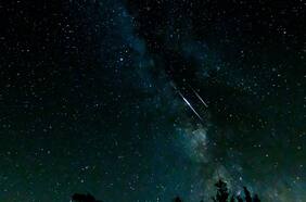 Hasta 60 meteoros por hora: Restos del cometa Halley provocan la más espectacular lluvia de estrellas