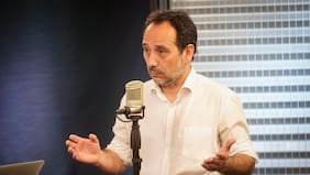 Núñez (PC) por megarreforma: “Si el gobierno compra el voto de Bianchi, Calisto, acuerda con Walker, tendría para ganarlo por un voto”
