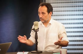 Núñez (PC) por megarreforma: “Si el gobierno compra el voto de Bianchi, Calisto, acuerda con Walker, tendría para ganarlo por un voto”