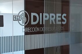 Exasesor de la Dipres defiende cálculos de la deuda y dice que gobierno actual “no ha detallado los supuestos que cuestiona”