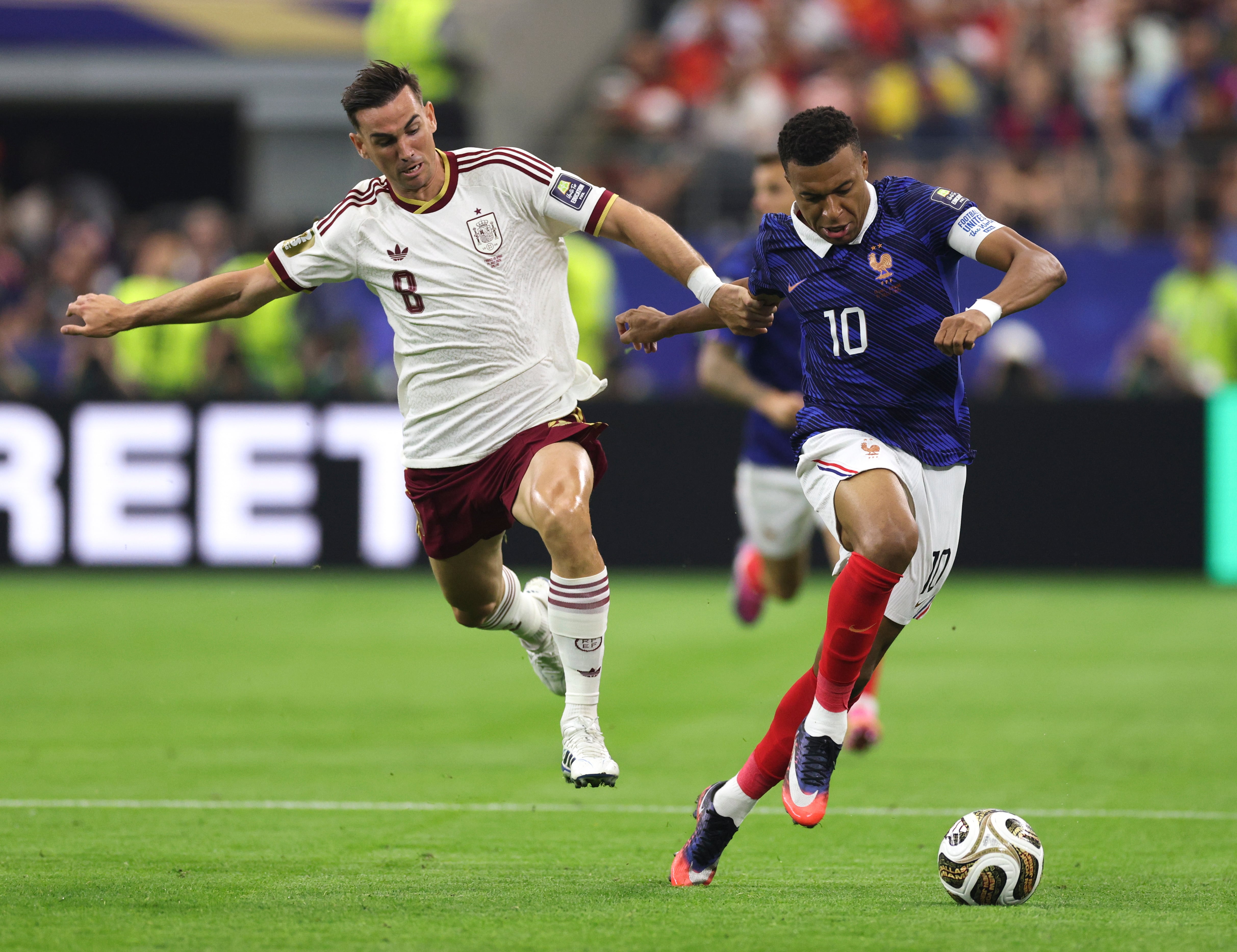 El lamento de Kylian Mbappé tras la eliminación de Francia ante España: “No  fuimos dignos de una semifinal del Mundial” - La Tercera