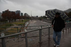 Sistema frontal en Chile, EN VIVO: sigue las lluvias, alertas de Senapred, cortes de luz y el estado de rutas