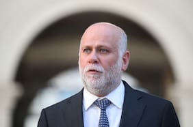 Tras abrupto término de reunión: Elizalde afirma que Boric llamó a Kast el 18 de febrero y que presidente electo reconoció la comunicación