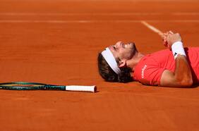 El renacer de Tsitsipas y su vuelta al top 10: vence a Ruud para conquistar su tercer Masters 1000 de Montecarlo