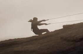 Paul Atreides comanda a un gusano de arena en el tráiler de Dune: Parte Dos