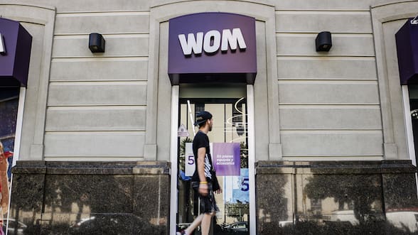 Subtel exige cobro de garantías a Wom por $12.900 millones por incumplir despliegue de postergado proyecto de Fibra Óptica Nacional