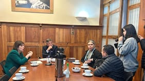 Oposición sostiene reunión de coordinación y llama al Ejecutivo a priorizar medidas contra el desempleo