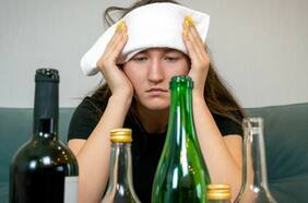 Desarrollan una inyección que elimina de forma rápida y efectiva los efectos de la resaca