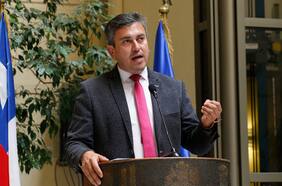 Chile Vamos manifiesta “sorpresa” y “molestia” por triunfo de Cariola (PC): apunta contra “diputado republicano” por no asistir a votar