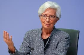 Lagarde no descarta adelantar su salida del BCE de cara a la carrera presidencial francesa de 2027