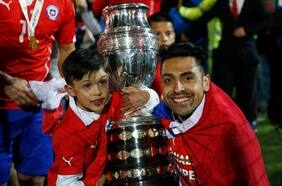 ¿Palo de Gonzalo Jara a Carlos Palacios?: “Esta generación nunca se negó a ir a la Selección”