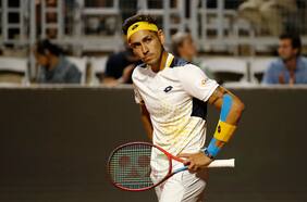 Alejandro Tabilo no aprovecha el envión y se despide de Montecarlo al caer ante Dimitrov